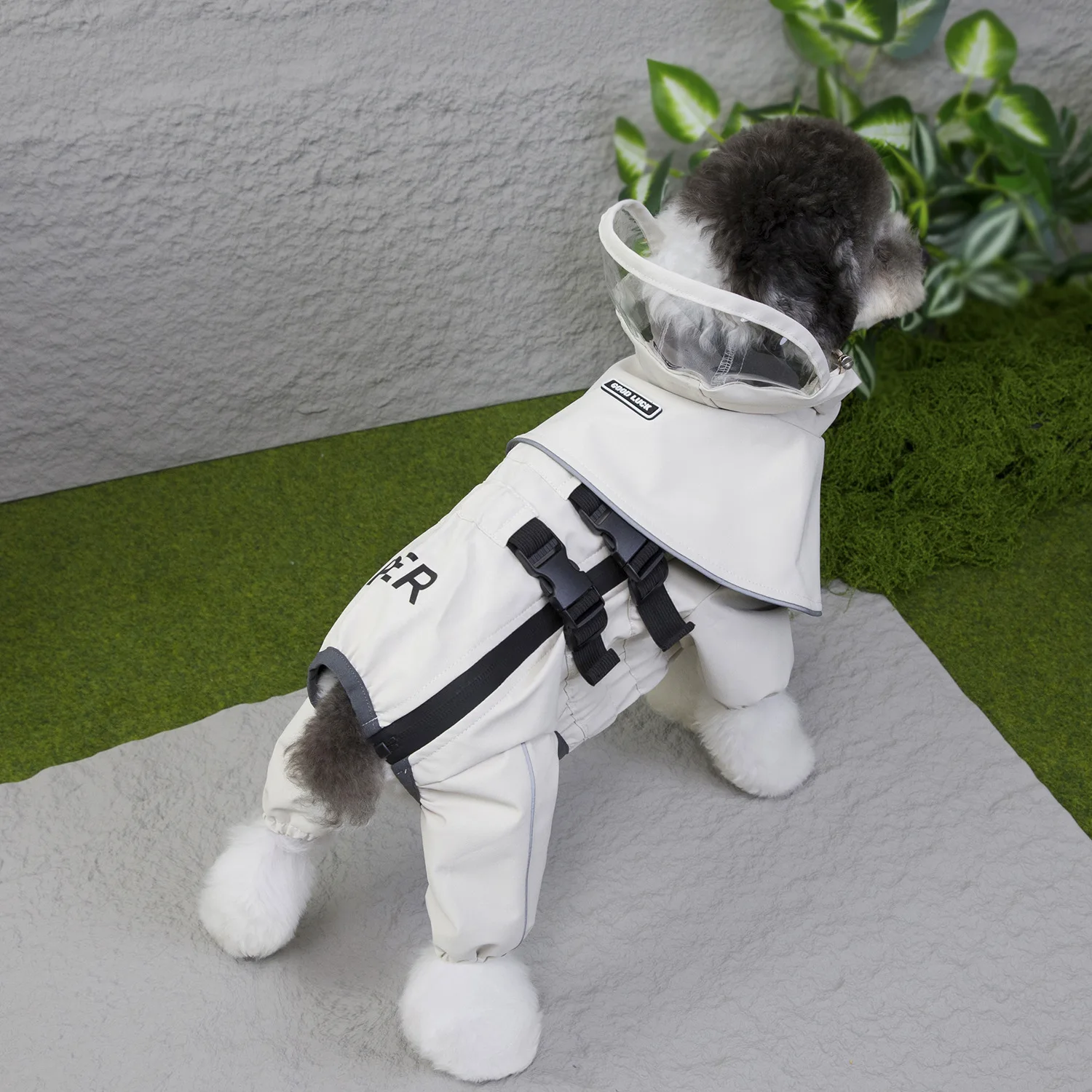 Chubasquero impermeable para perros de cuatro patas, ropa de abrigo impermeable para perros con capucha desmontable, tiras reflectantes para seguridad nocturna, protección de cuerpo completo - imagen 4