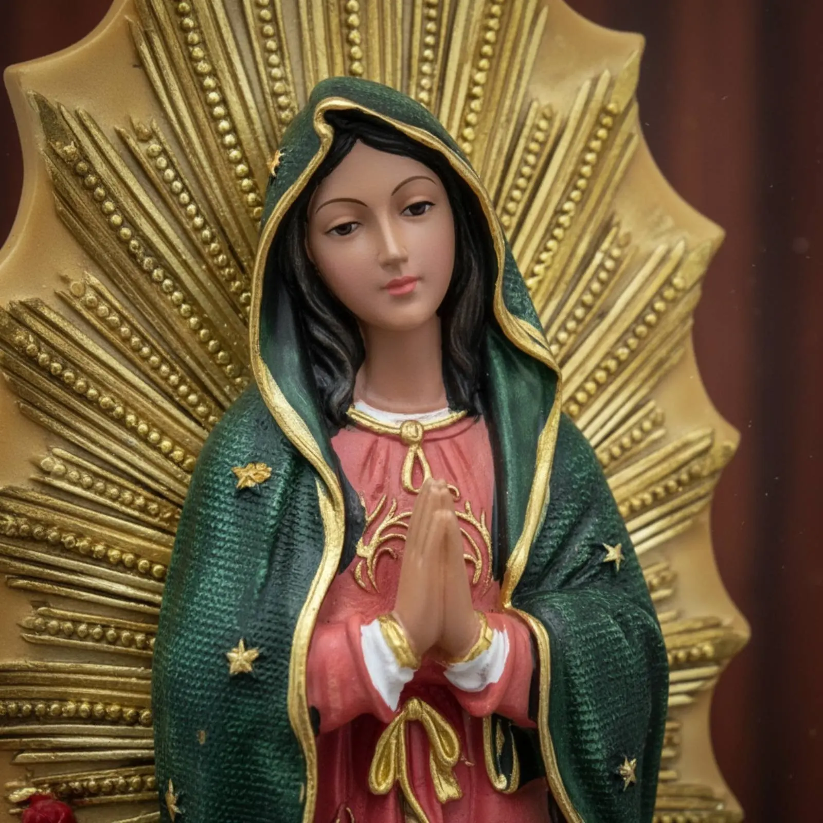 Figura decorativa Virgen María Divina Madre para hogar con gatos y perros - imagen 3