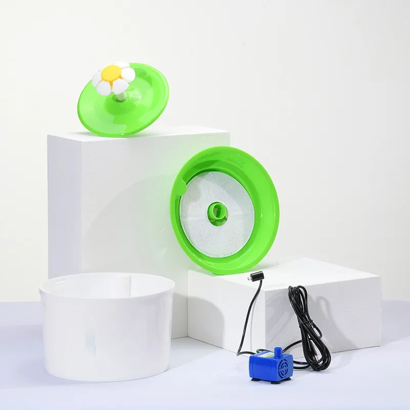 Bebedero fuente para gatos con filtro – Diseño de flor - imagen 4