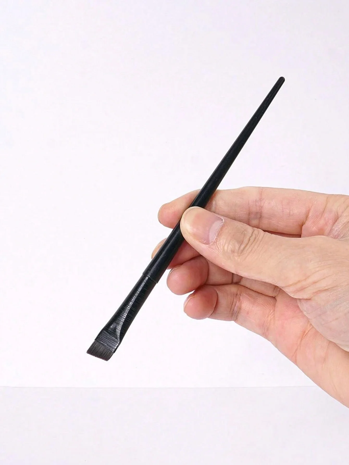 Pinceles para delineador de ojos en ángulo – Hoz plana ultrafinos - imagen 5