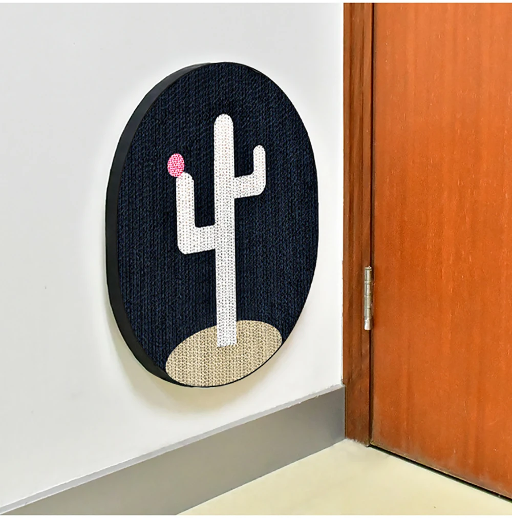 Rascador para gatos mostrando sus diferentes ángulos y detalles