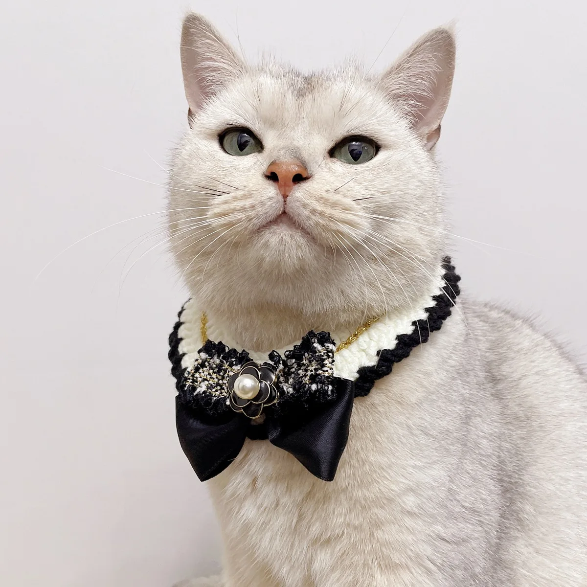 Pet Cat Dog Autumn/Winter Bow Hand Hook Collar Classic New Year Knitted Neck Puppy Dog Accessories for Small Dogs - imagen 2