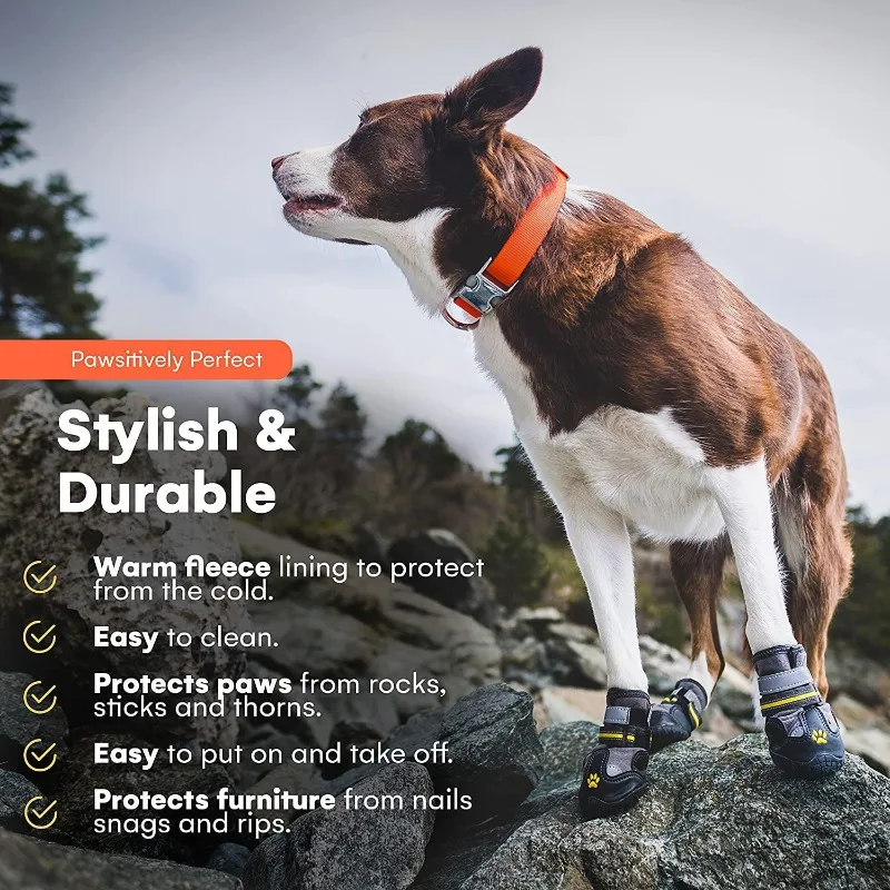 Zapatos cálidos de terciopelo para perros, zapatos gruesos impermeables para caminar al aire libre, botas grandes antideslizantes para cachorros, suministros para mascotas resistentes al desgaste para la nieve