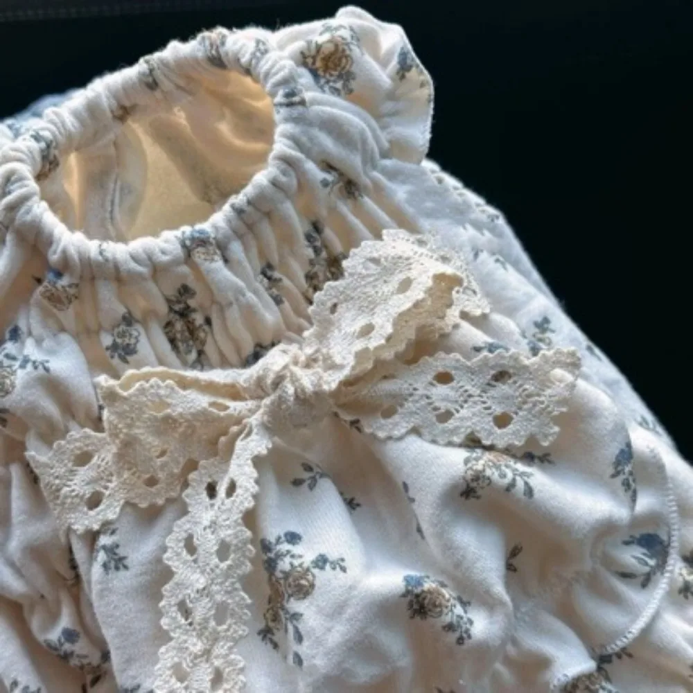 Otoño/Invierno mascota Floral Retro falda de burbuja de felpa vestido suave de peluche abrigo cálido ropa para cachorros vestidos para perros pequeños - imagen 2