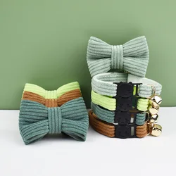 Collar de pana con lazo para gato – hebilla ajustable y pajarita