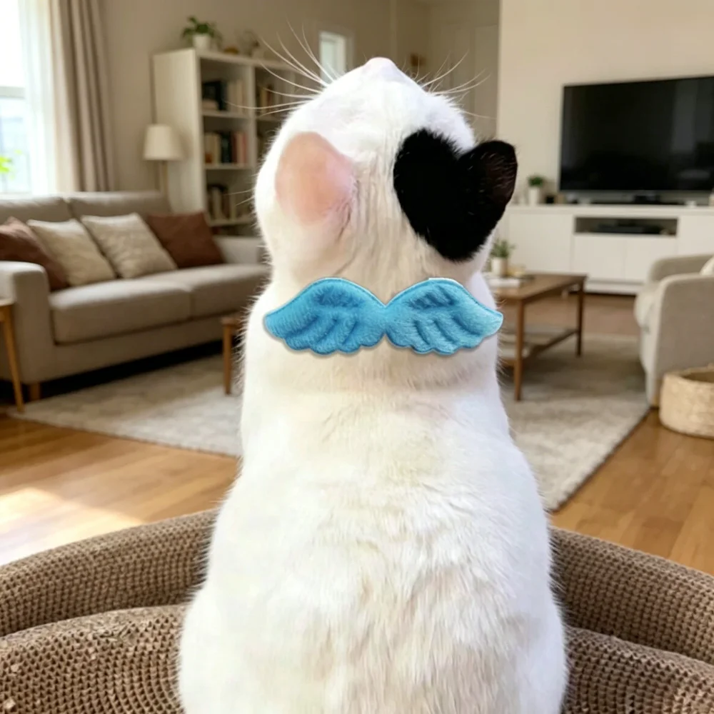 Collar ajustable para gato con lazo rosa estilo alas de ángel - imagen 3