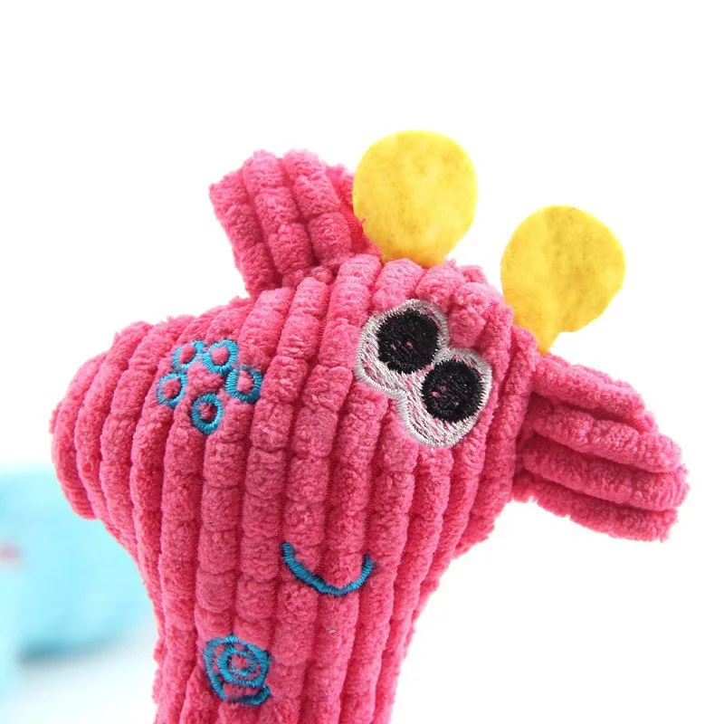Juguete de ciervo tejido para perros - peluche mordedor con sonido - imagen 4