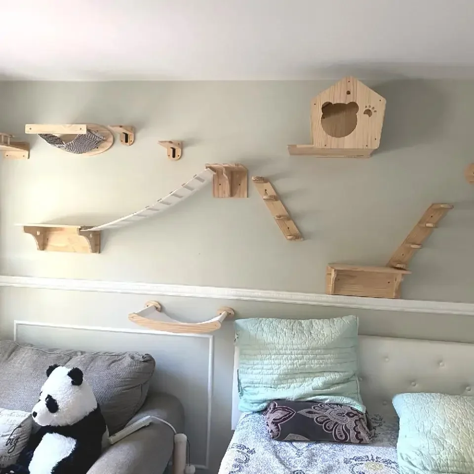 Mueble de pared para gatos con rascador de sisal y hamaca - imagen 5
