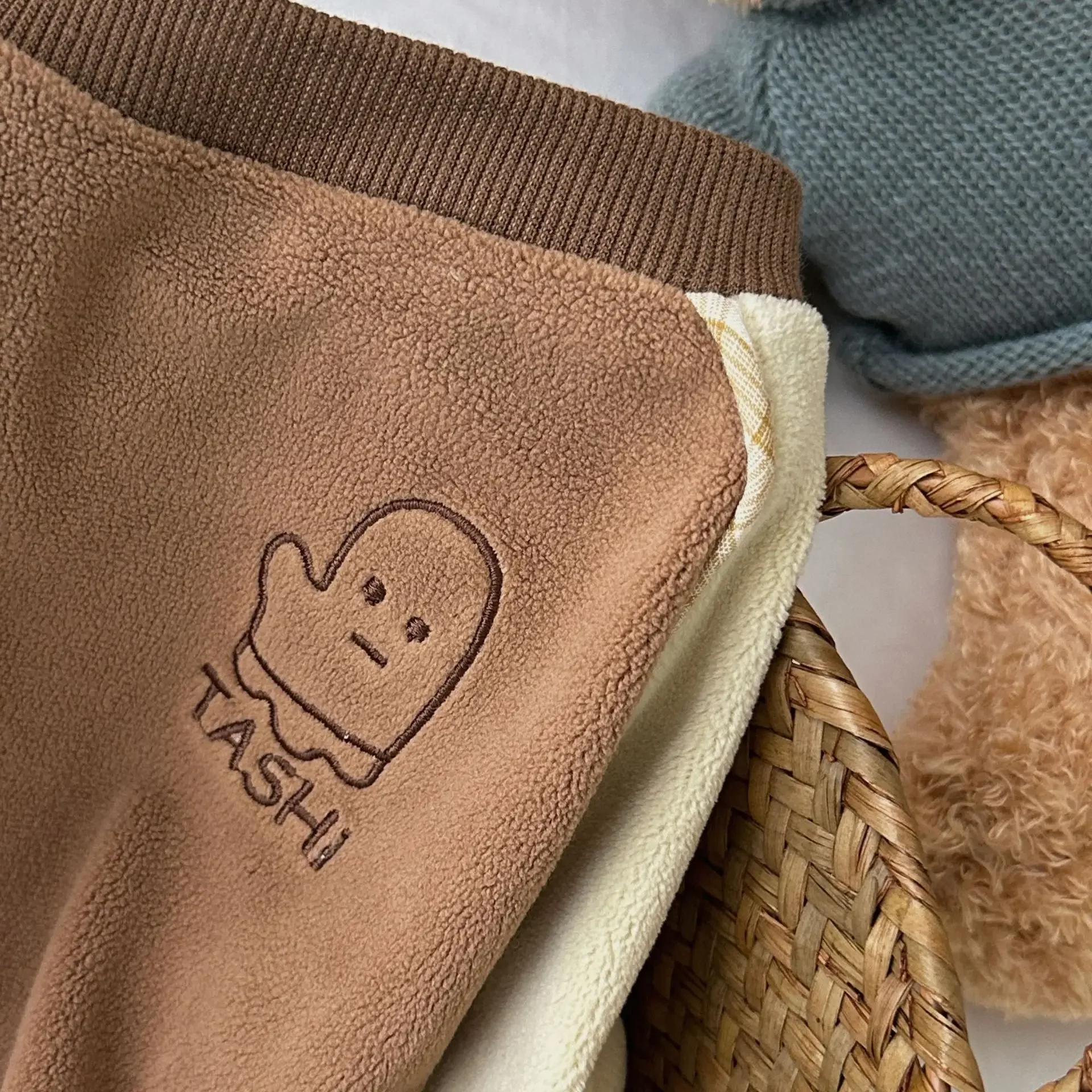 Ropa bonita de invierno para perros, camiseta, ropa bonita para cachorros, abrigo de Bulldog Francés, disfraces de Pug, chaqueta para perros pequeños, Chihuahua Yorkie - imagen 3