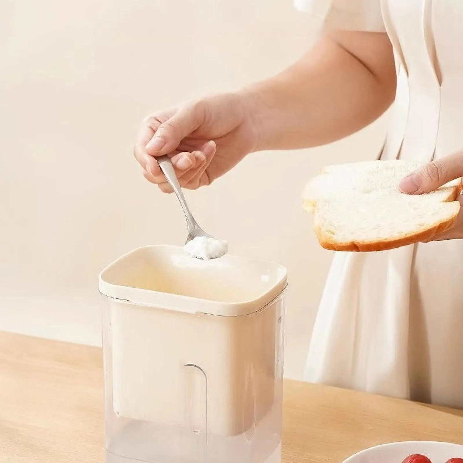 Yogurt Strainer Easy to Clean Multifunctional Manual Homemade Yogurt Tool Fine Mesh Whey Separation Yogurt Filter Maker 1.6L