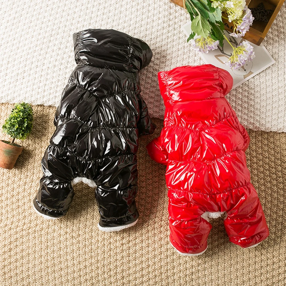 Mono invierno mascotas - Detalle de la chaqueta para Chihuahua