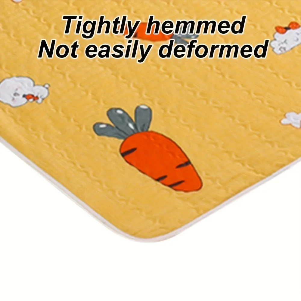 1 alfombrilla de baño de conejo reutilizable súper absorbente linda en forma de zanahoria con patrón aleatorio, fácil de limpiar, lavable a máquina, antideslizante, adecuada para pañales de conejo y perros, también se puede utilizar como decoración para jaulas de conejo, adecuada para todas las estaciones. - imagen 2