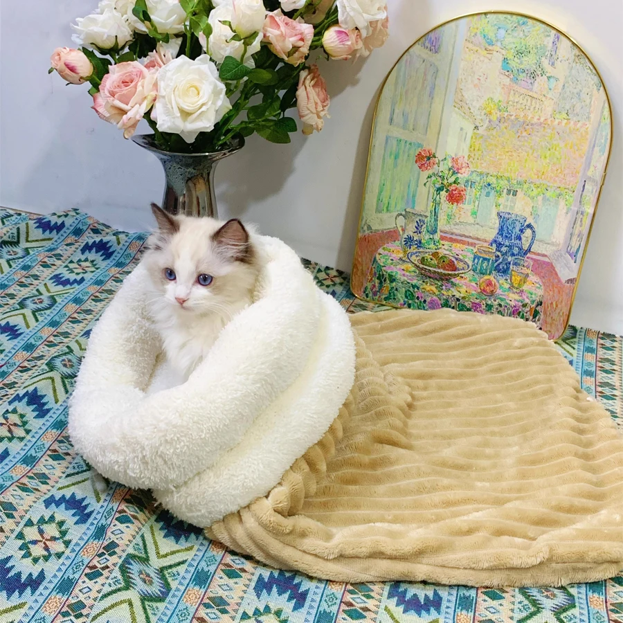 Saco de dormir de invierno para gatos, saco de gato de felpa suave, 360 °   Cama envolvente para gatos, cama nido sin carga y lavable para gatos de interior y perros pequeños - imagen 4