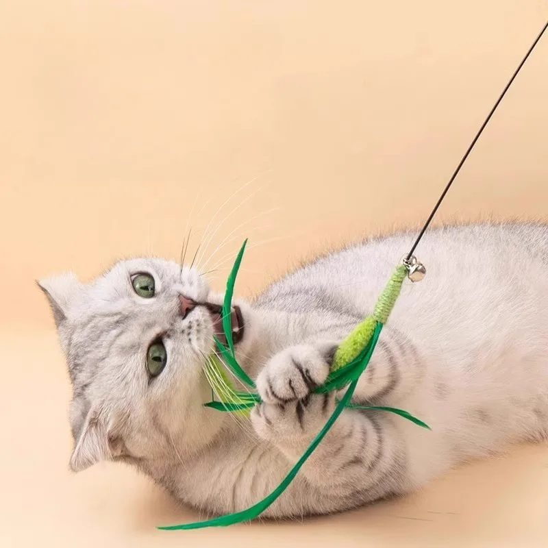 Cola de perro hierba gato palo de burlas juguetes de plumas para mascotas varilla larga juguetes interactivos de mano para gatito con campana - imagen 3