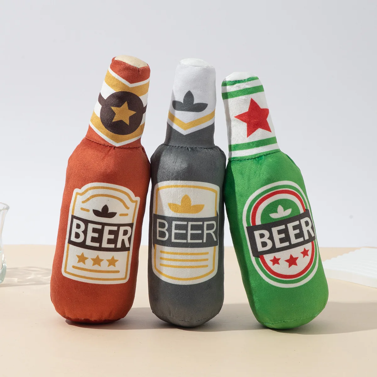 Juguete divertido de Juice para perro, juguete interactivo para masticar, chirriante, resistencia a mordeduras de cerveza simulada, dientes limpios, Oral, accesorios para mascotas - imagen 3