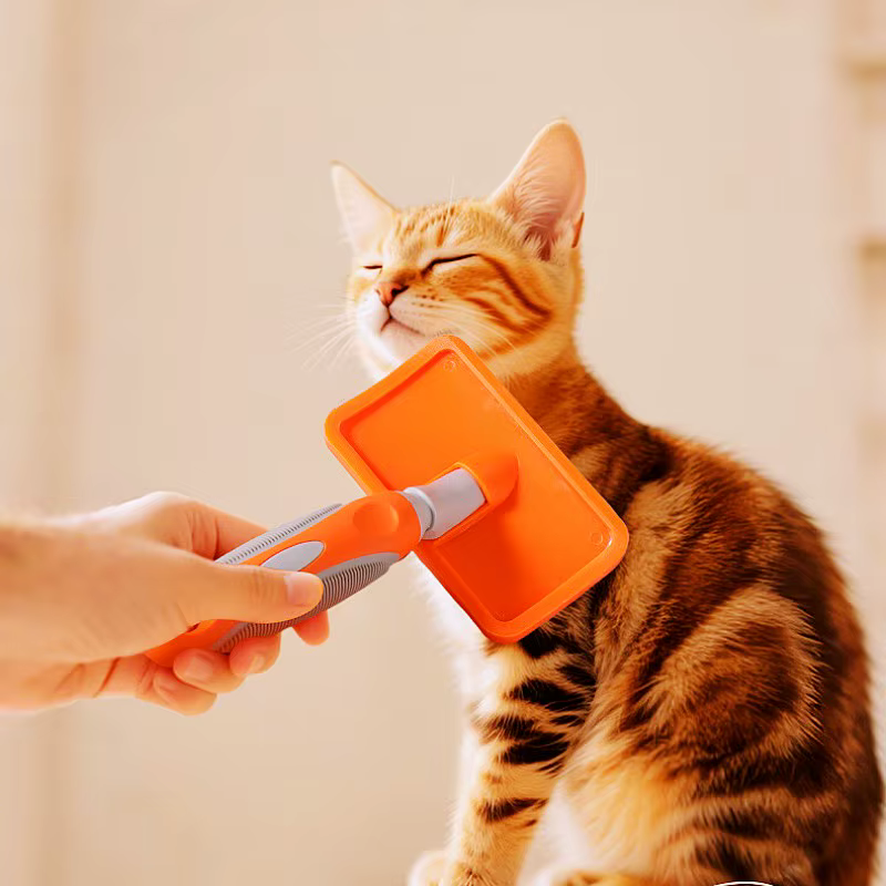 Cepillo removedor pelo perros y gatos con mango cómodo masajeador - imagen 5