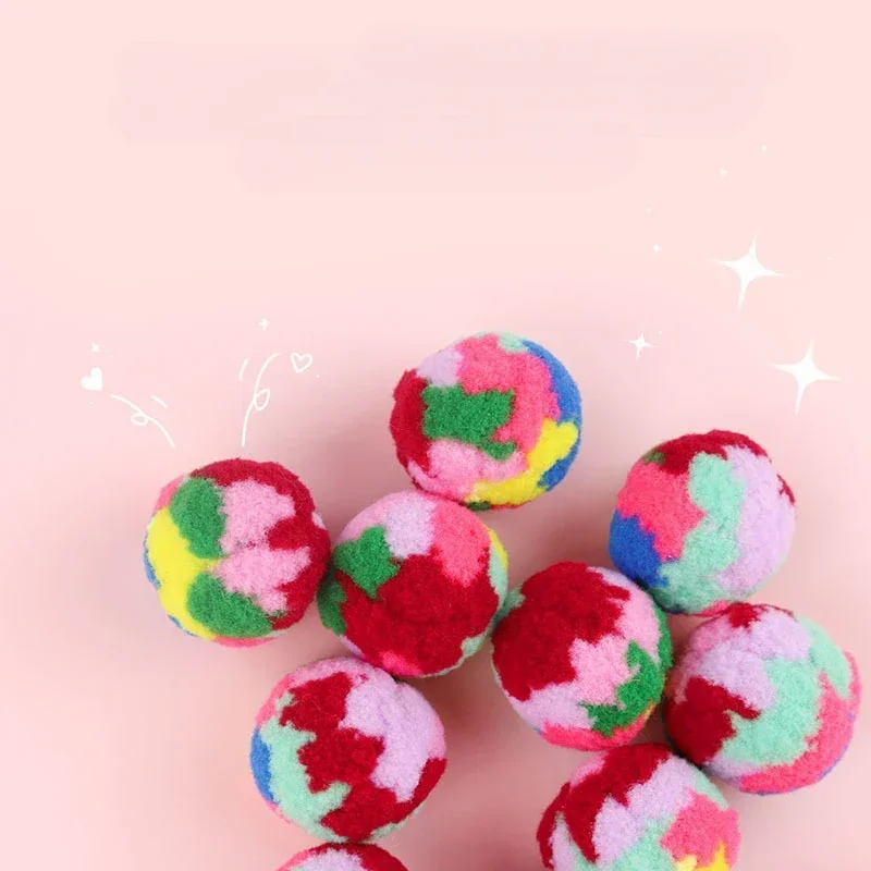 Pelota de felpa colorida para gatos, juguete de entrenamiento divertido, bola de lana silenciosa, pompones de felpa, para masticar y masticar, 1/10/20 unidades - imagen 4