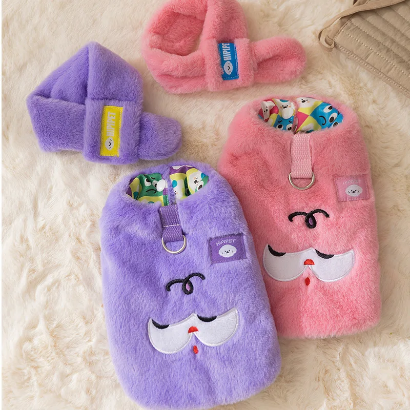 Abrigo bordado de felpa para mascotas, chaleco cálido para gatos, abrigo de terciopelo, ropa de dos caras con bufanda, ropa para cachorros, otoño e invierno
