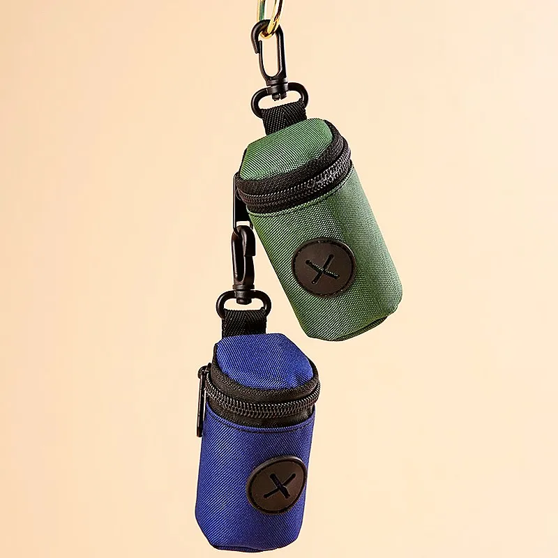 Dispensador de bolsas para excrementos de perros, soporte portátil para bolsas de excrementos para caminar con perros, dispensador de bolsas de basura colgantes, Mini bolsas, suministros para mascotas - imagen 3