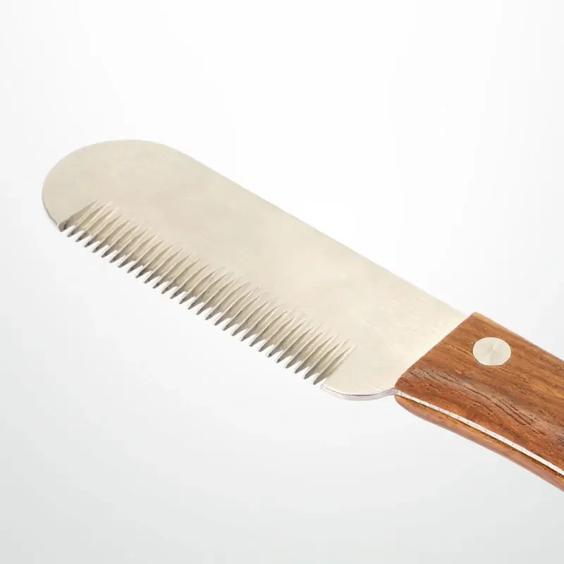 Cuchillo pelador con mango de madera de acero inoxidable para mascotas, peine profesional para perros y gatos, cuchillo para afeitar y desplumar el pelo, herramientas de aseo para mascotas - imagen 4