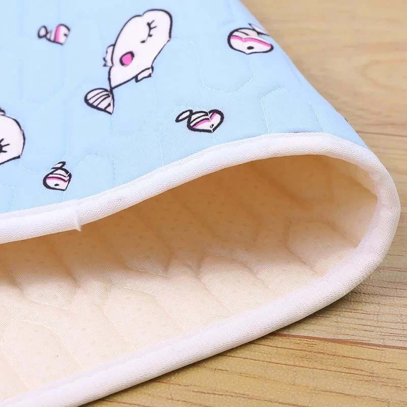 Almohadilla de látex refrescante de verano para mascotas, bonito patrón de dibujos animados, estera para dormir para perros y gatos, perrera, esteras frescas de seda helada, manta para sofá, suministros para mascotas - imagen 5