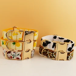 Collar de pajarita para perro - estampado de frutas
