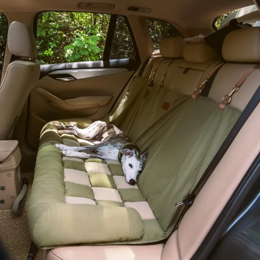 Cojín de respaldo de seguridad para viaje, cama grande para asiento de coche para perros, sillón de tablero de ajedrez, adecuado para la mayoría de los modelos de coches - imagen 4