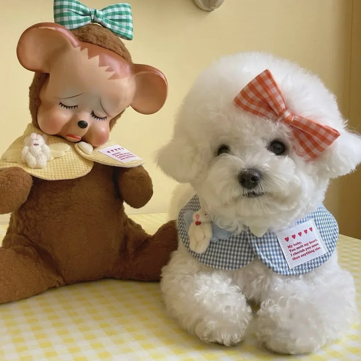 Linda capa de conejo a cuadros INS, bufanda para mascotas, gato y perro, decoración de toalla de agua para la boca, accesorios para perros pequeños, Collar para perros - imagen 3