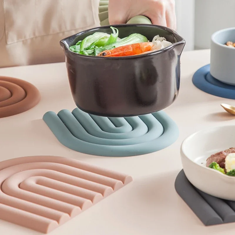 Mantel de silicona para bowls de mascotas – Resistente al calor - imagen 3