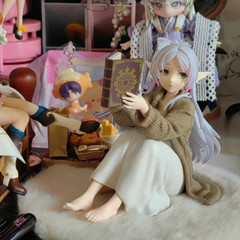 Frieren figura 12 cm con pijama - Figura de coleccion para fans