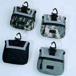 Dispensador de bolsas para excrementos de perros portátil y útil
