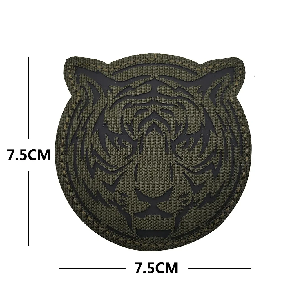 Parche reflectante de cara de leones, insignia para brazalete que brilla en la oscuridad, apliques de adorno, parches tácticos militares de camuflaje - imagen 5