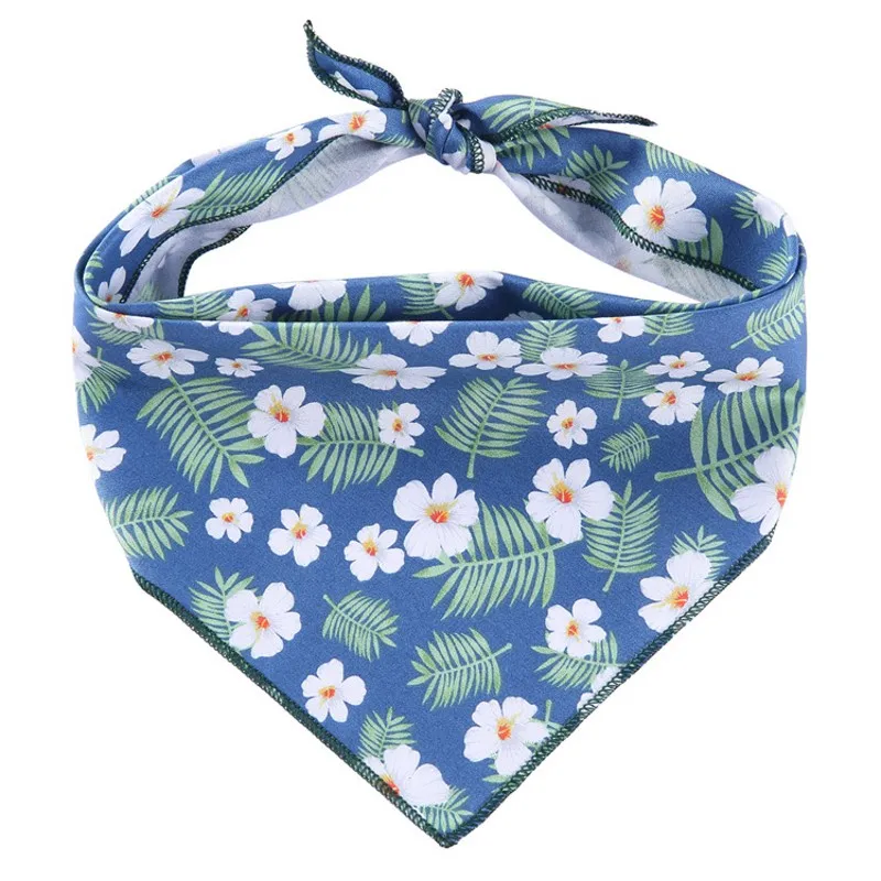 Pañuelo triangular con diseño de flores suaves para perros y gatos, pañuelo para cachorros, Baberos para mascotas, accesorios para perros, pañuelo para el cuello, bufanda, toalla para Saliva para perros - imagen 4