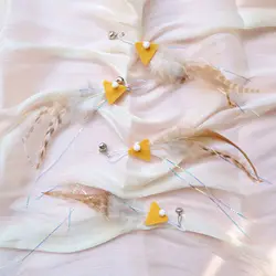 Varita para gatos con plumas de pez y cabezas intercambiables