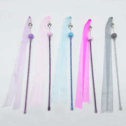 Varita de plumas con campana para gatos – Juguete interactivo