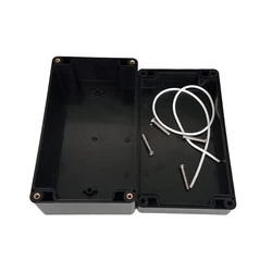 Caja impermeable exterior para equipos de mascotas – Resistente al agua