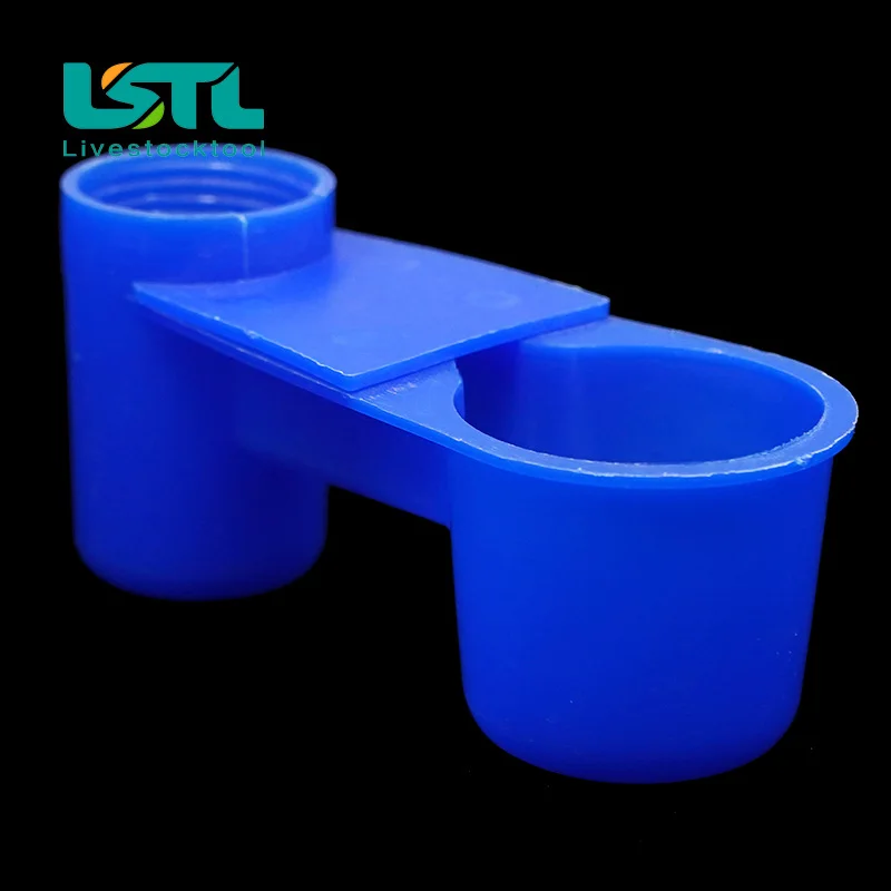 Bebedero de plástico para palomas y pájaros para mascotas, tazón de agua para codorniz, botella para gato, pollo, Paloma, loro, hámster, guía de agua de doble boquilla para pájaros - imagen 5
