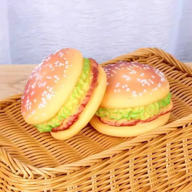 Juguete chirriante para perros con hamburguesa, juguete para masticar para limpieza de dientes y cuidado molar, juguetes interactivos para morder mascotas para perros - imagen 2