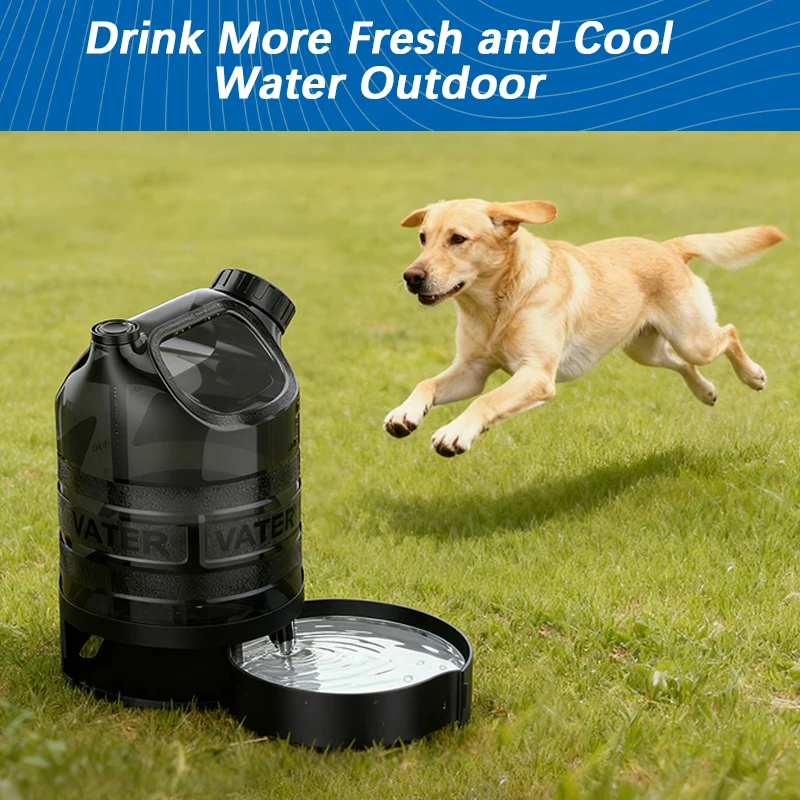 Botella de agua portátil con bebedero para perros y gatos – 2.6L - imagen 4