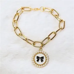 Collar con colgante corazón dorado para gatos y perros