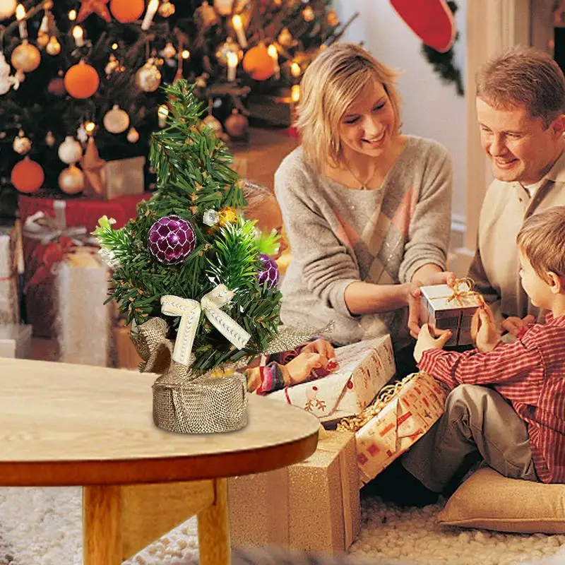 Pequeño árbol de Navidad de escritorio, decoraciones navideñas DIY, crea un ambiente navideño con Base redonda para cena familiar - imagen 3