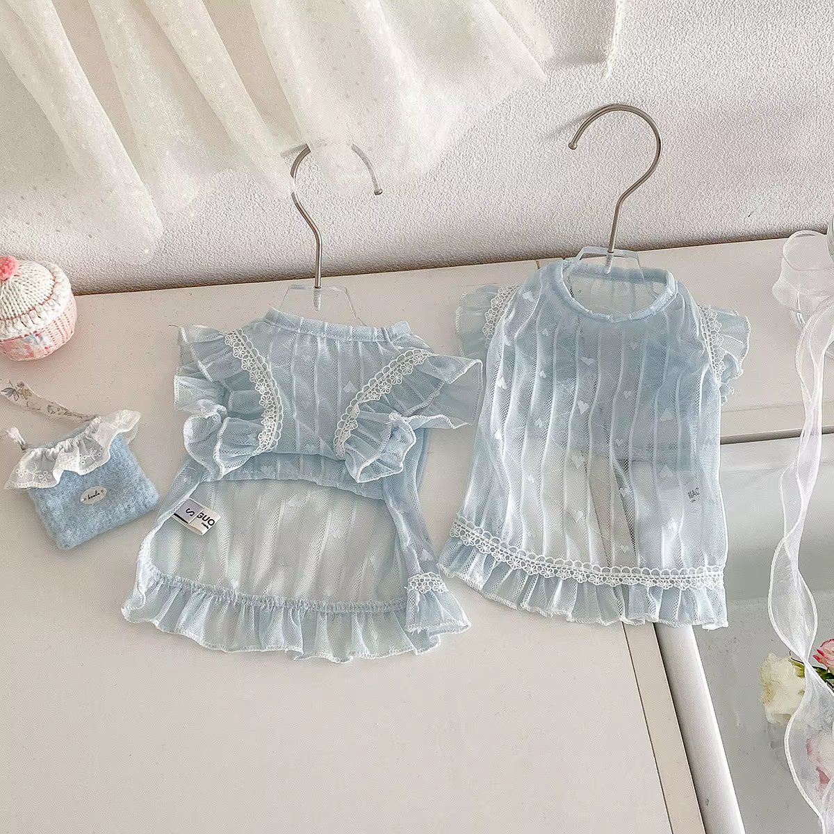 Vestido princesa perro pequeño mediano – Malla transpirable con encaje - imagen 2