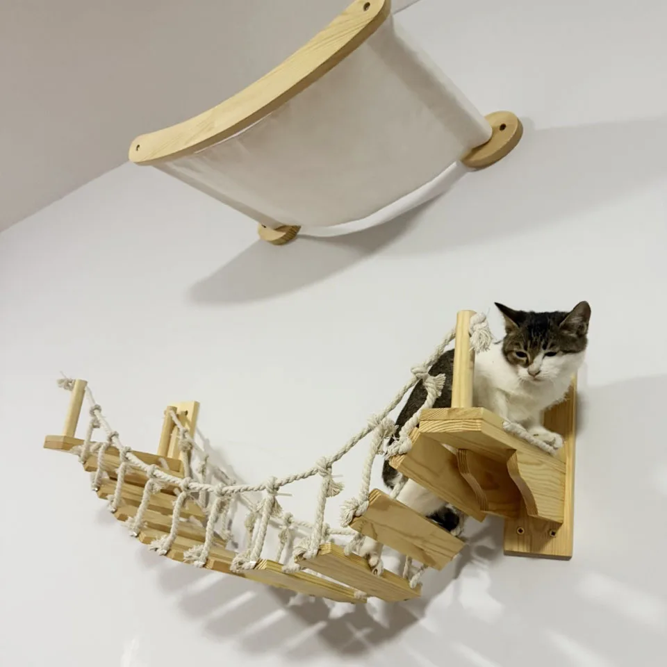 Puente de suspensión de madera maciza para gatos, escalera de escalada de Sisal montada en la pared para gatos para mover y jugar - imagen 5