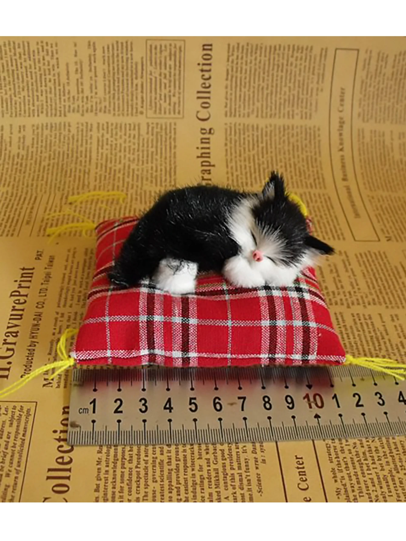 Mini juguete de felpa de simulación aleatoria de gato, lindo tapete de tela, no adecuado para rasgar, adecuado para juego de acompañamiento - imagen 4