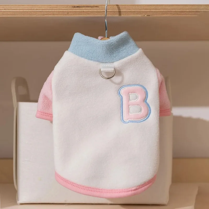 Ropa de felpa para mascotas, ropa cálida de invierno de colores contrastantes, suéter con cremallera de peluche, chaqueta de lana con correa de dos patas, ropa para perros - imagen 5