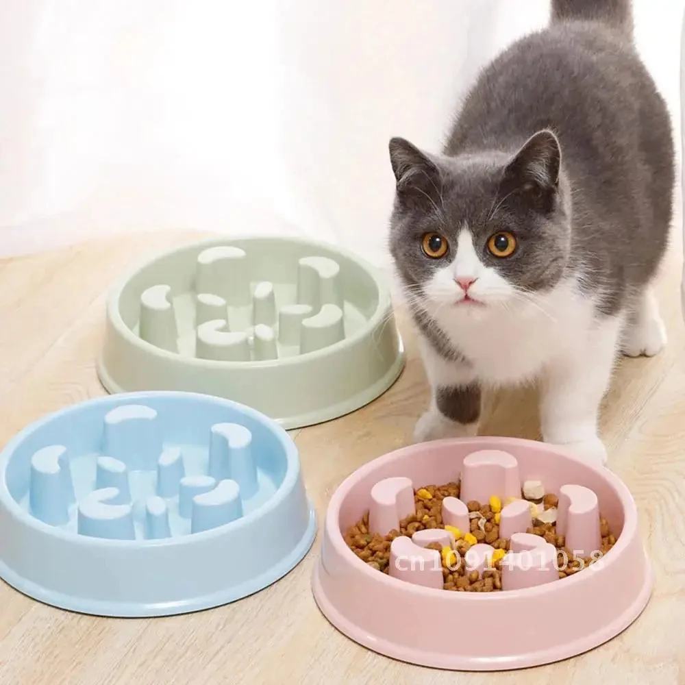 Cuenco de plástico portátil para perros y gatos, plato de comida de rompecabezas antiastres para alimentación de cachorros y gatitos, cuenco para comer lento para mascotas - imagen 2