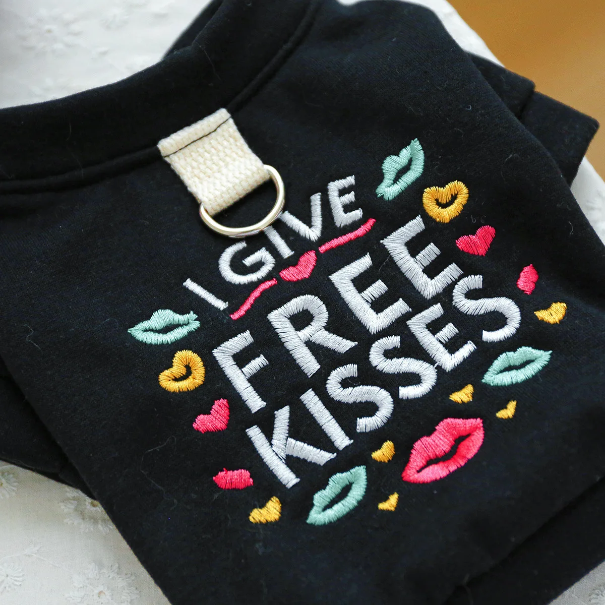 Ropa para perros de otoño e invierno, sudaderas con capucha con letras negras para perros pequeños y medianos, cárdigan para cachorros Yorkie, abrigo, ropa para mascotas, novedad de 2024 - imagen 3