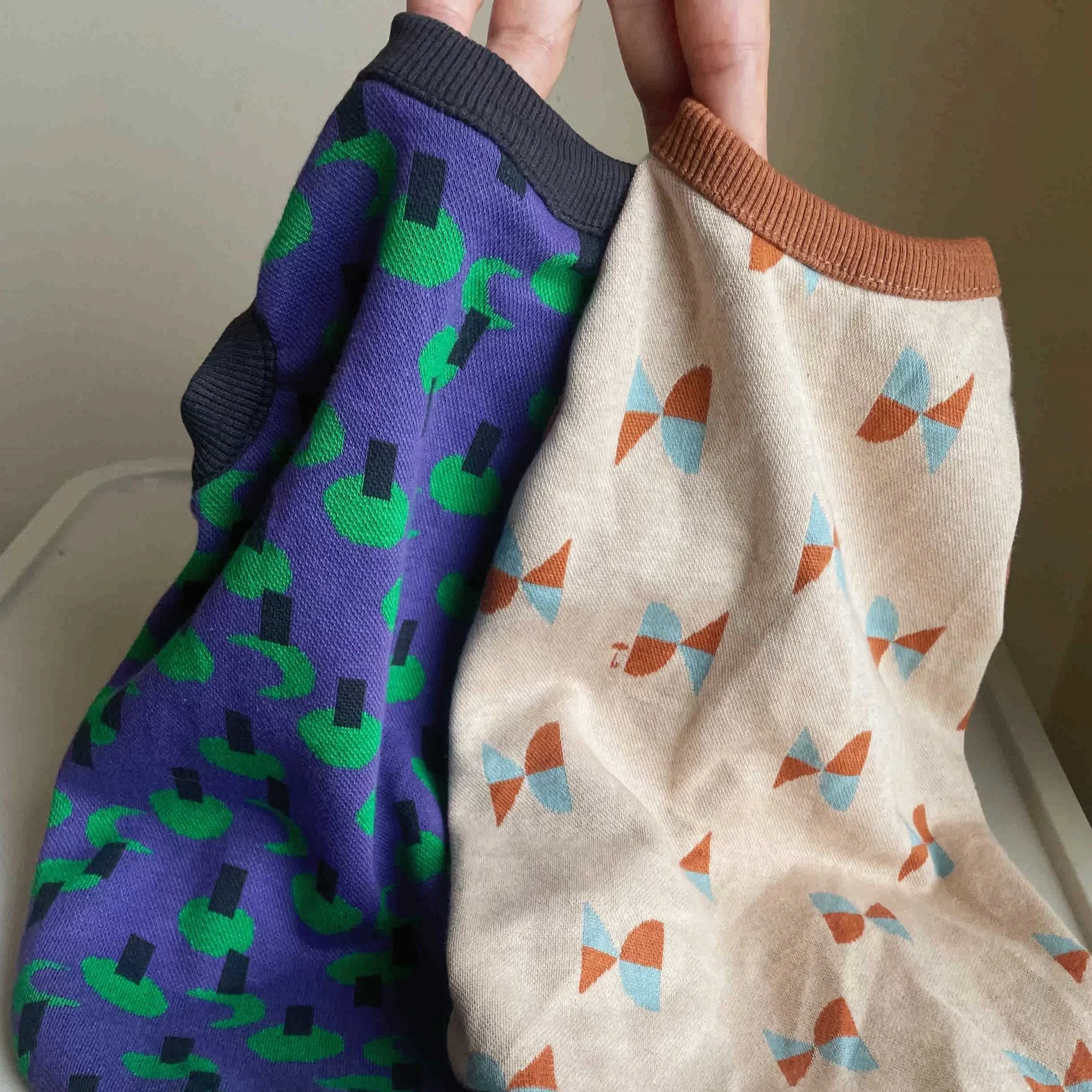 Ropa de moda para gatos sin pelo en otoño, chaleco de algodón teñido con hilo para gatos en primavera, abrigo navideño de manga corta para gatos Sphynx - imagen 5