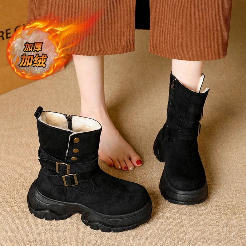 Botas de nieve con hebilla para mujer, botines de invierno con forro de piel cálida a media pantorrilla, botines con suela de orejeta, zapatos para caminar al aire libre de gamuza con plataforma