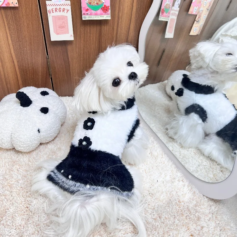 Vestido cálido de peluche para perros con falda de perlas y flores con lazo, chaleco suéter estilo Yorkshire de peluche lindo para perros pequeños y gatos |   Ropa para cachorros - imagen 2